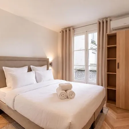 Apartment Magnifique 3chm 3sdb Montorgueil Paris